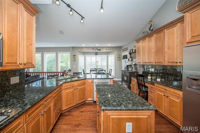 628 Tanya Court Drive, St Louis, MO 63129