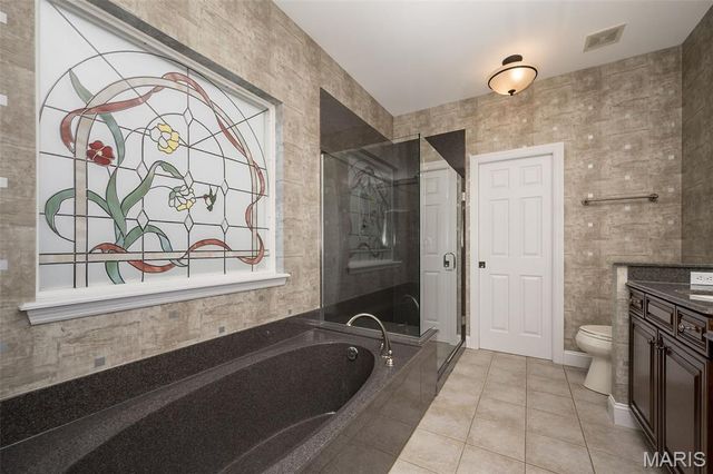 628 Tanya Court Drive, St Louis, MO 63129