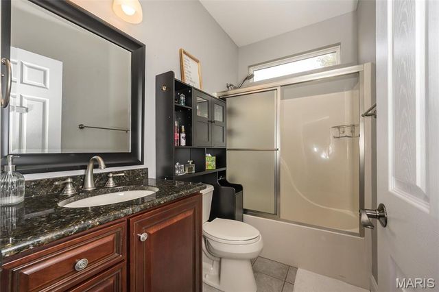 628 Tanya Court Drive, St Louis, MO 63129