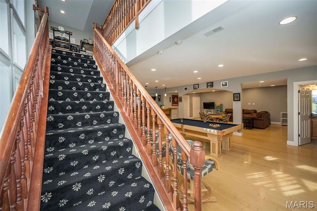 628 Tanya Court Drive, St Louis, MO 63129