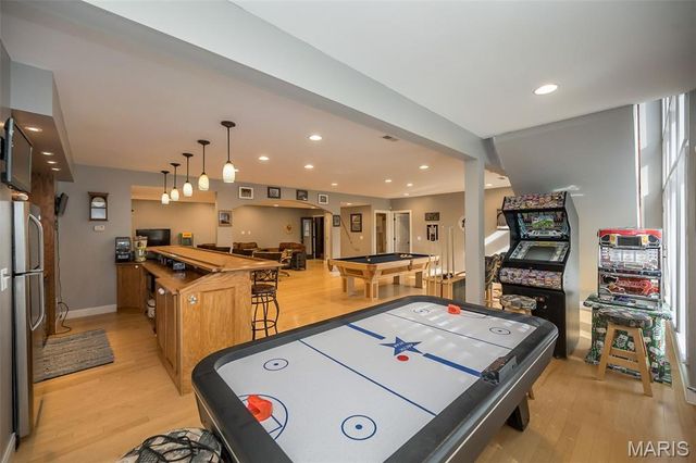 628 Tanya Court Drive, St Louis, MO 63129