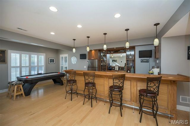 628 Tanya Court Drive, St Louis, MO 63129