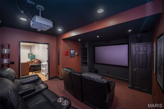 628 Tanya Court Drive, St Louis, MO 63129