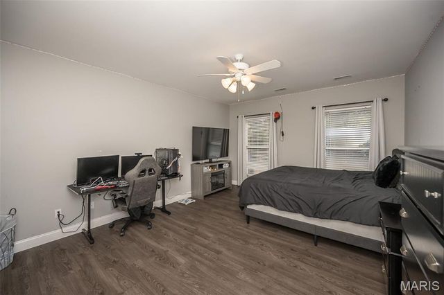 628 Tanya Court Drive, St Louis, MO 63129