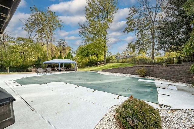 628 Tanya Court Drive, St Louis, MO 63129