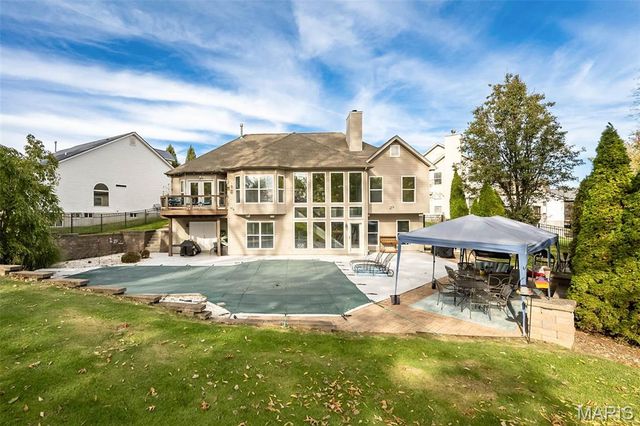 628 Tanya Court Drive, St Louis, MO 63129