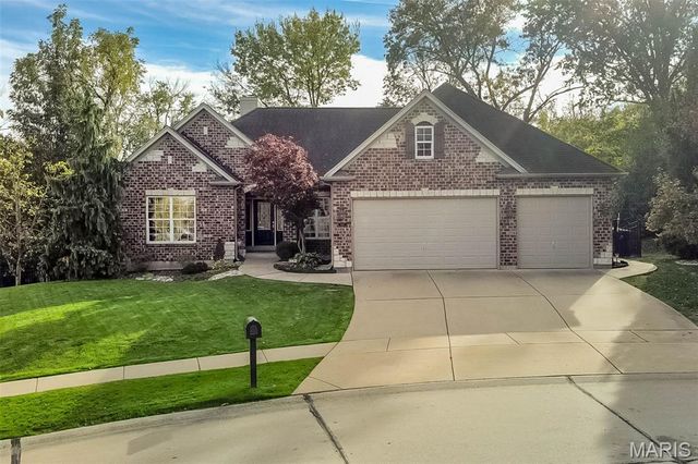 628 Tanya Court Drive, St Louis, MO 63129