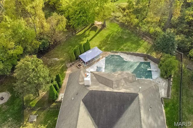 628 Tanya Court Drive, St Louis, MO 63129