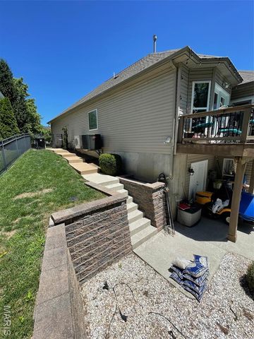 628 Tanya Court Drive, St Louis, MO 63129