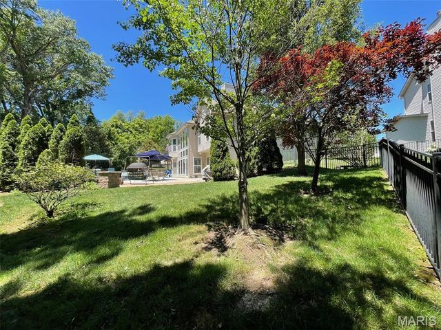 628 Tanya Court Drive, St Louis, MO 63129