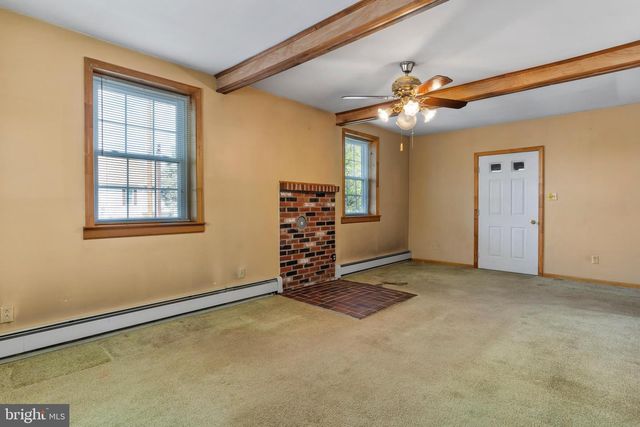 1390 GOOD HOPE RD, Mechanicsburg, PA 17050