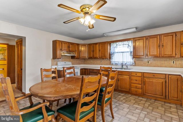 1390 GOOD HOPE RD, Mechanicsburg, PA 17050
