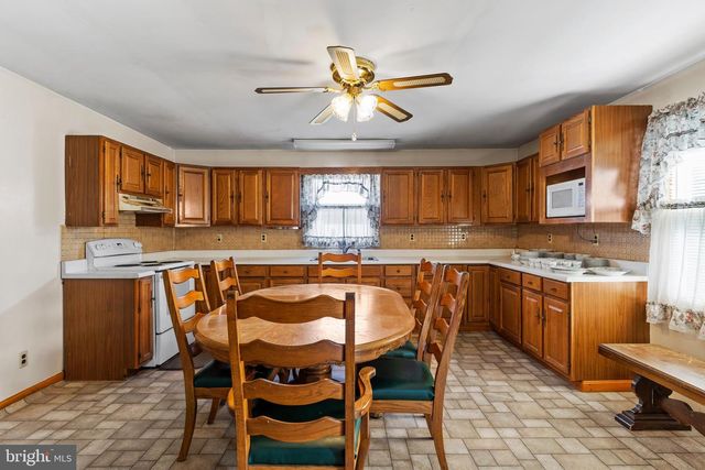 1390 GOOD HOPE RD, Mechanicsburg, PA 17050