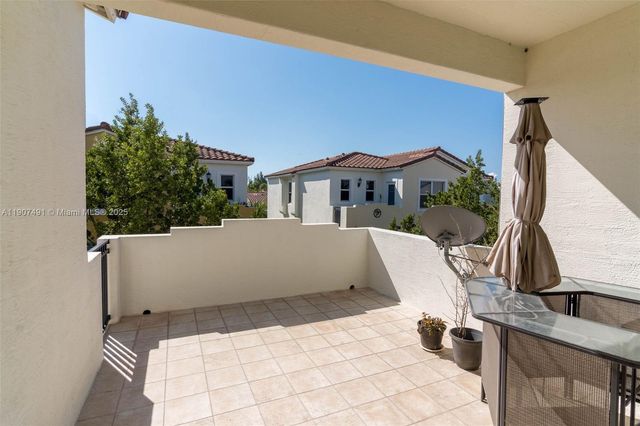 12448 NW 17th Mnr, Pembroke Pines, FL 33028