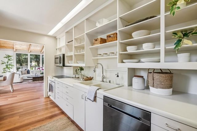 6 Wyndemere Vale, Monterey, CA 93940