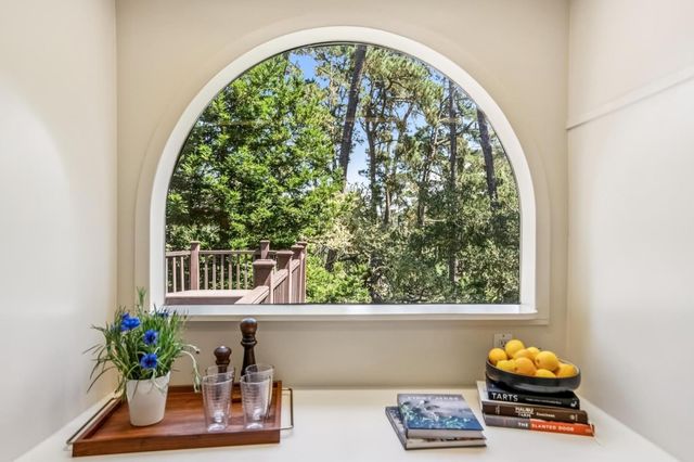 6 Wyndemere Vale, Monterey, CA 93940