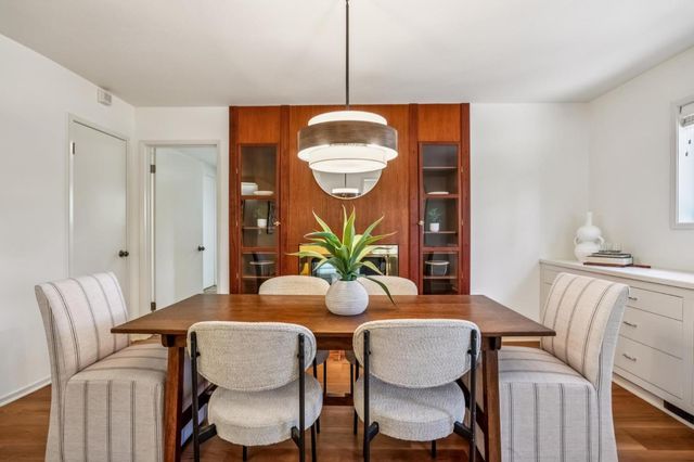 6 Wyndemere Vale, Monterey, CA 93940