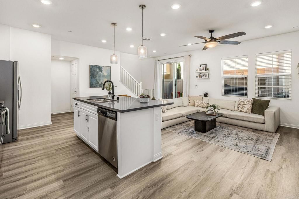 1374 Palo Verde, Vista, CA 92083 — photo 4
