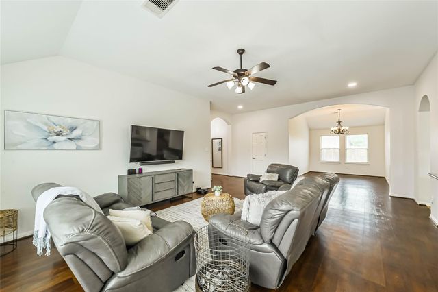 19503 Hayden Grove Drive, Cypress, TX 77433