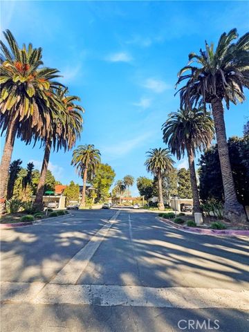 2056 Via Mariposa E A, Laguna Woods, CA 92637