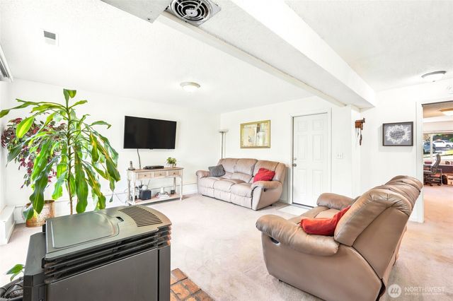 17200 435th Avenue SE, North Bend, WA 98045
