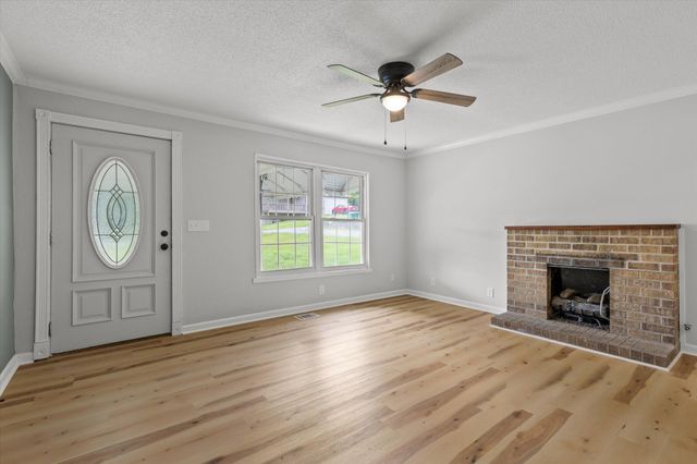 721 Claire Street, Rossville, GA 30741