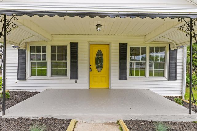 721 Claire Street, Rossville, GA 30741