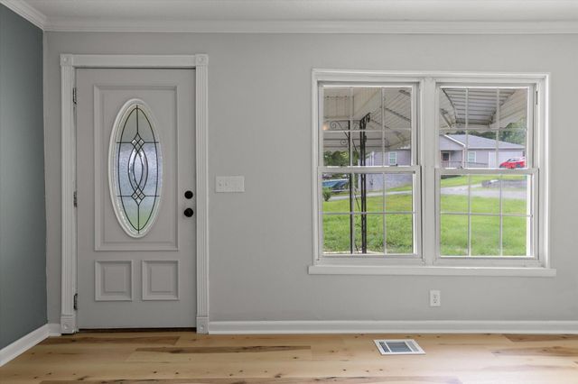 721 Claire Street, Rossville, GA 30741