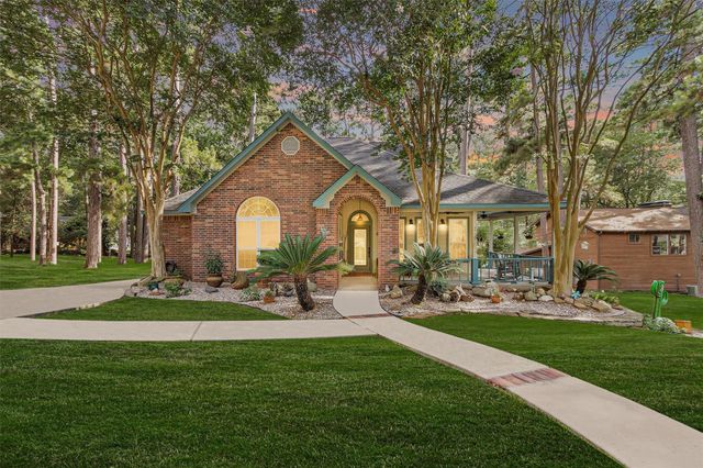 13997 Challenger Drive, Willis, TX 77318