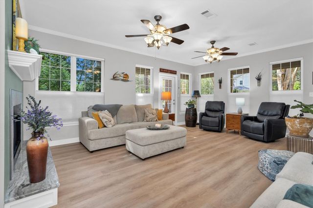 13997 Challenger Drive, Willis, TX 77318