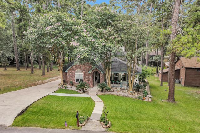 13997 Challenger Drive, Willis, TX 77318