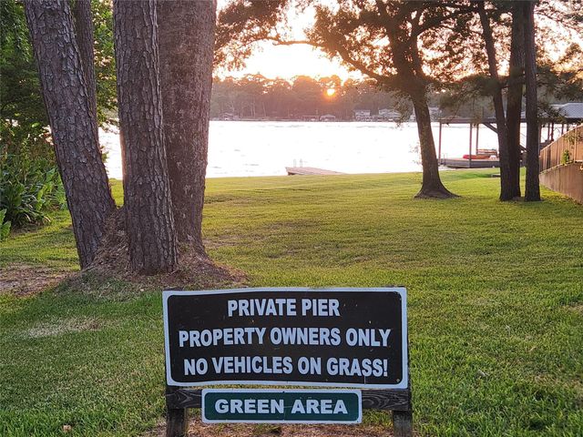 13997 Challenger Drive, Willis, TX 77318
