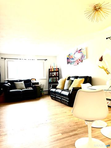 7 Dove Drive, Meriden, CT 06451