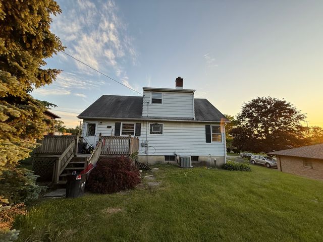 106 Kazwell Street, Willow Springs, IL 60480