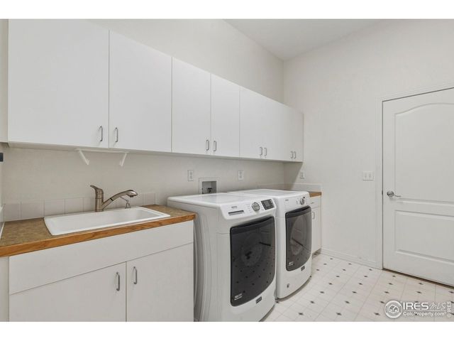 5360 Lighthouse Point Ct, Loveland, CO 80537