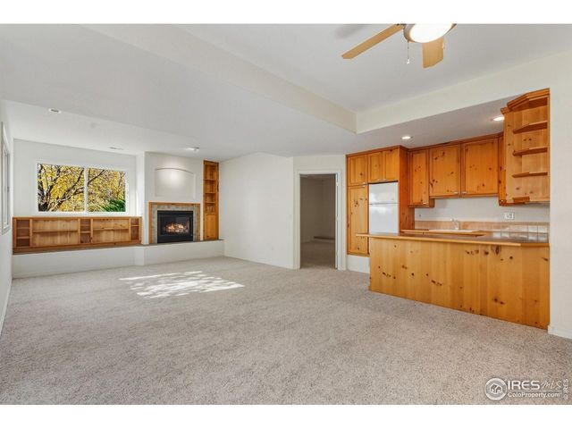 5360 Lighthouse Point Ct, Loveland, CO 80537