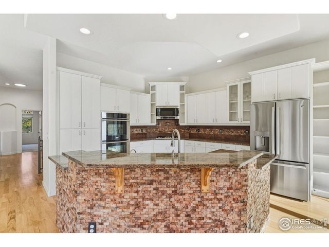 5360 Lighthouse Point Ct, Loveland, CO 80537