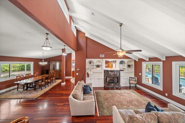 2402 PINE HAMMOCK, Clearwater, FL 33764