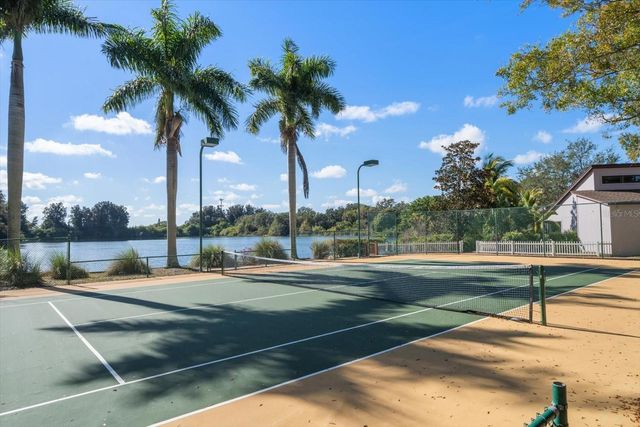 2402 PINE HAMMOCK, Clearwater, FL 33764