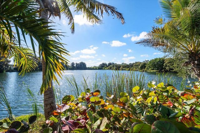 2402 PINE HAMMOCK, Clearwater, FL 33764