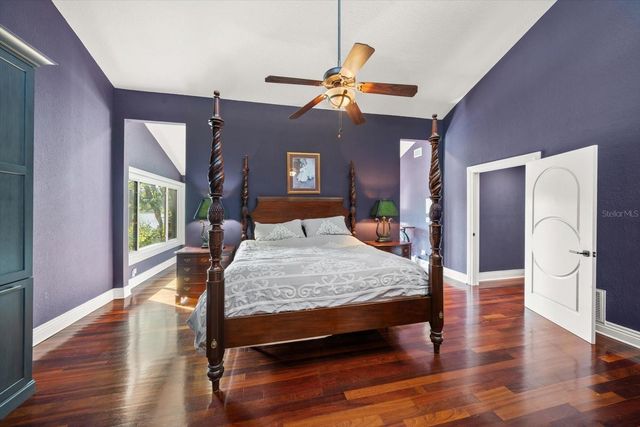 2402 PINE HAMMOCK, Clearwater, FL 33764