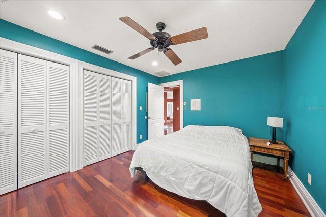 2402 PINE HAMMOCK, Clearwater, FL 33764