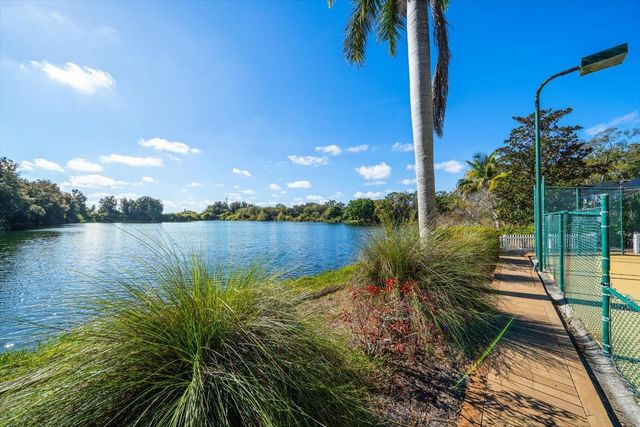 2402 PINE HAMMOCK, Clearwater, FL 33764