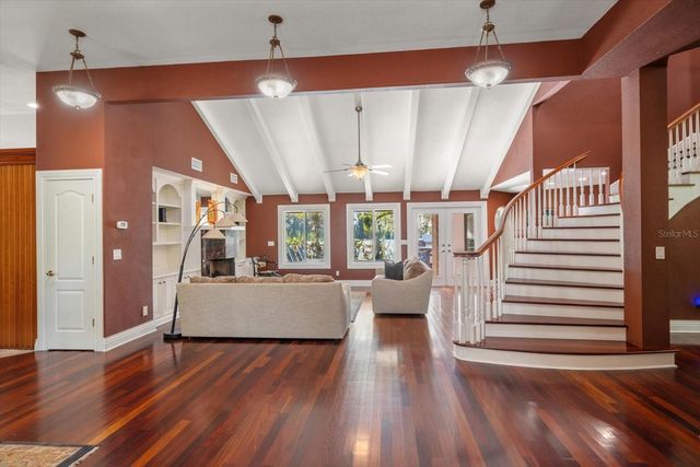 2402 PINE HAMMOCK, Clearwater, FL 33764