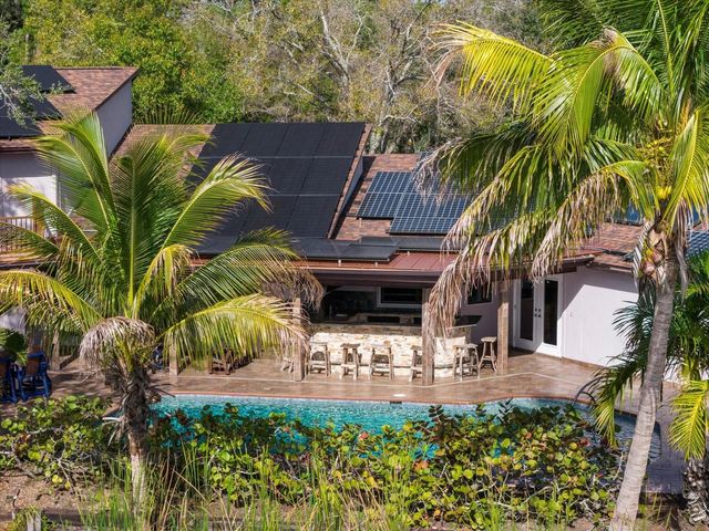 2402 PINE HAMMOCK, Clearwater, FL 33764