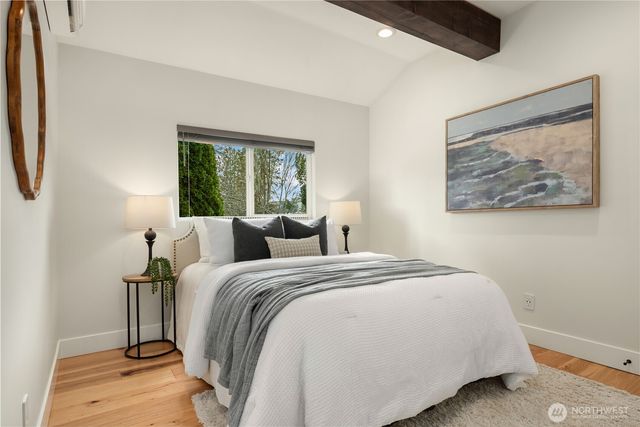 4432 40th Avenue SW, Seattle, WA 98116