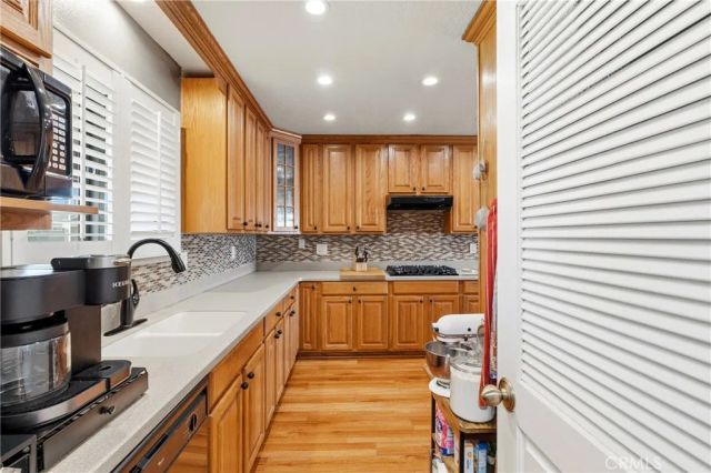 901 Glenview, West Covina, CA 91791