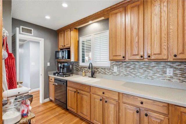 901 Glenview, West Covina, CA 91791