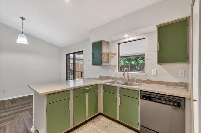 4141 Malone Avenue, The Colony, TX 75056