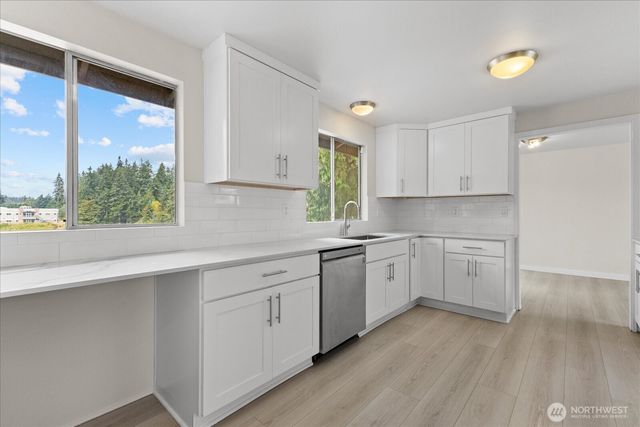 5819 172nd Place SW, Lynnwood, WA 98037